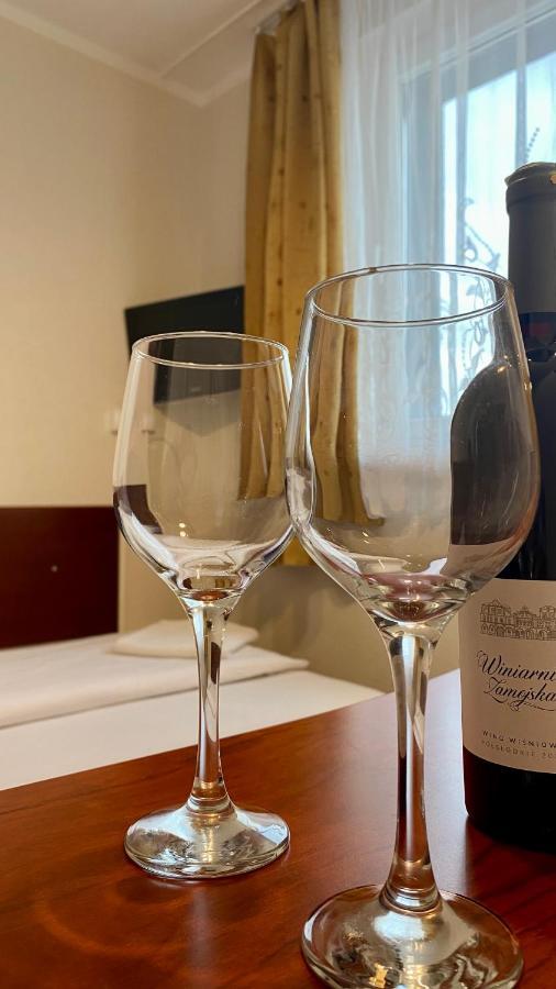 Dom Turysty Sanok Aparthotel Εξωτερικό φωτογραφία