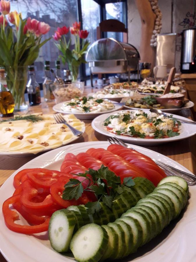 Dom Turysty Sanok Aparthotel Εξωτερικό φωτογραφία