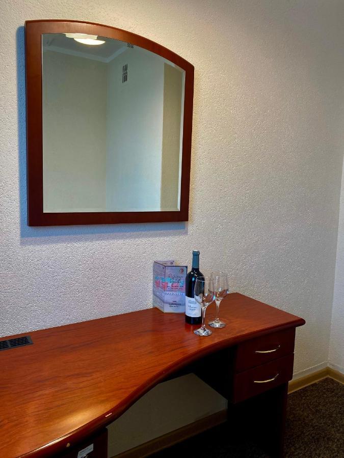 Dom Turysty Sanok Aparthotel Εξωτερικό φωτογραφία